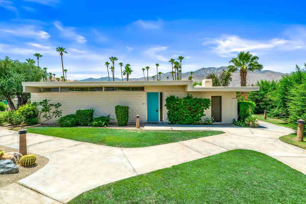 Condo For Rent - 215 Desert Lakes Drive<br/> Palm Springs, CA 92264