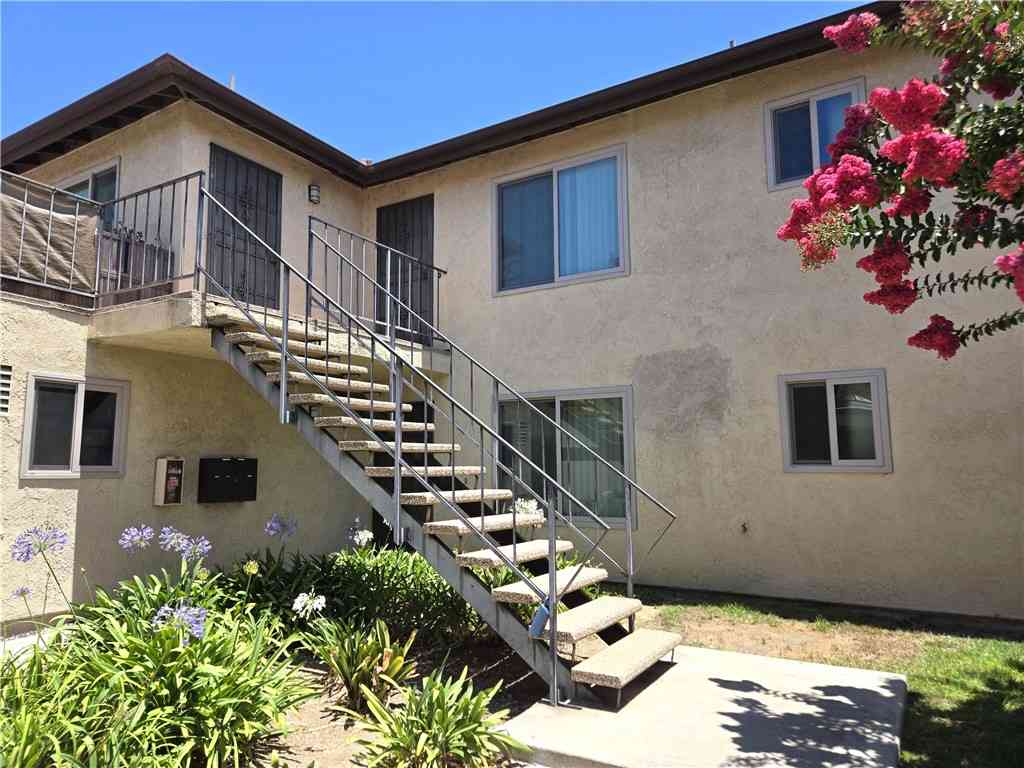 Condo For Rent - 15907 La Forge Street #C<br/> Whittier, CA 90603