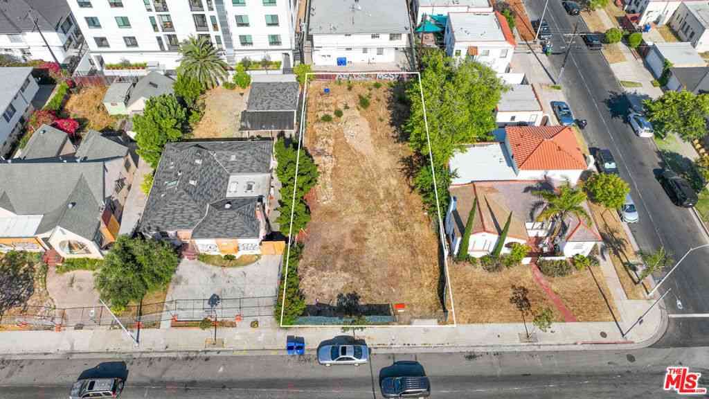 Vacant Land For Sale - 1562 S Fairfax Avenue<br/> Los Angeles, CA 90019