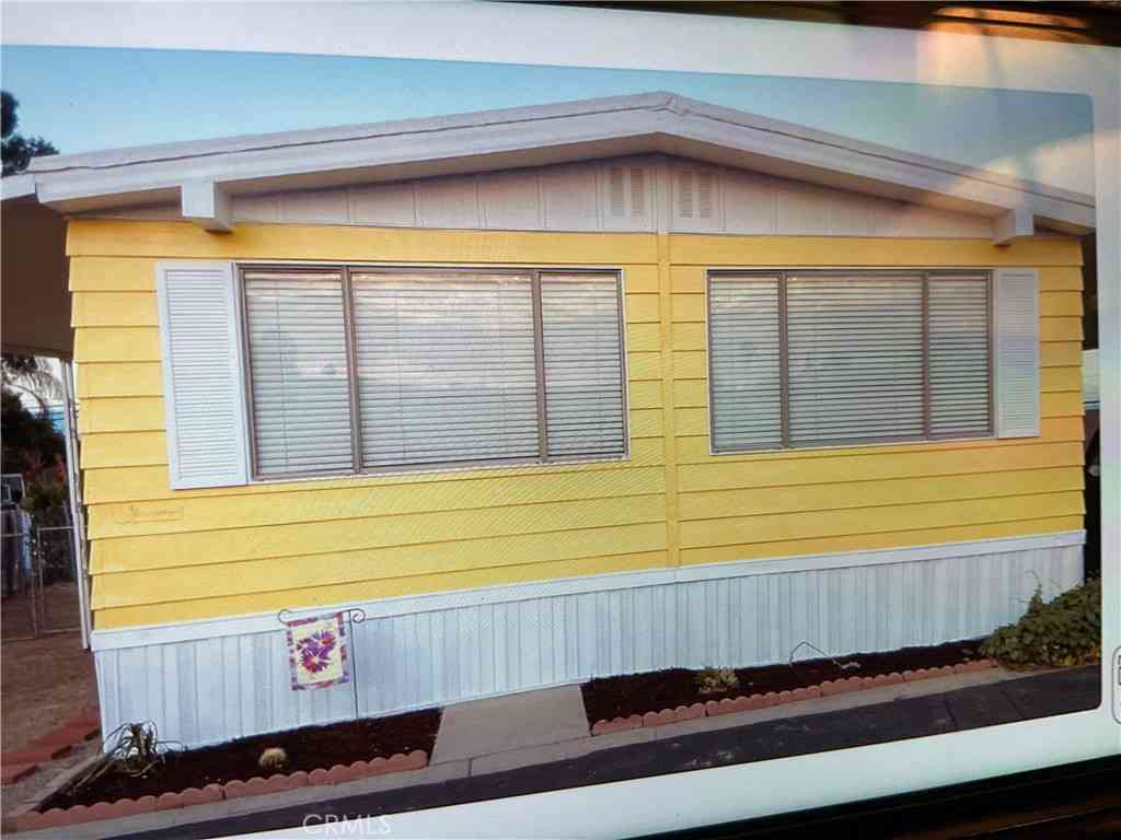 Mobile Home For Sale - 1177 W Congress Street #45<br/> San Bernardino, CA 92410