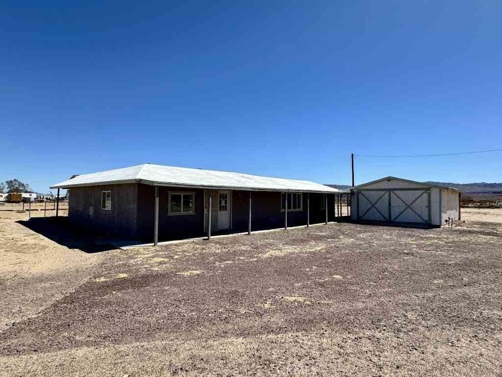 Homes For Sale - 46123 Fairview Road<br/> Newberry Springs, CA 92365
