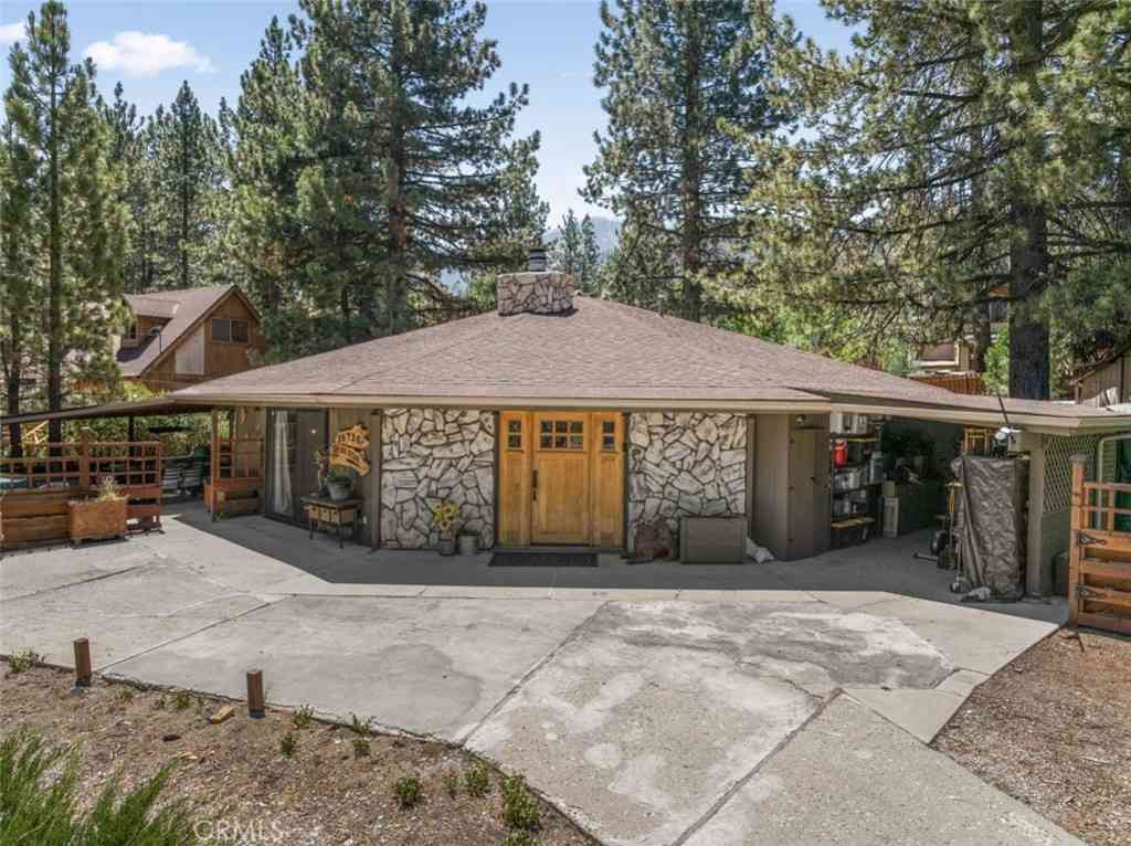 Homes For Sale - 16720 Mil Potrero Frontage<br/> Kern County, Pine Mountain Club, CA 93222