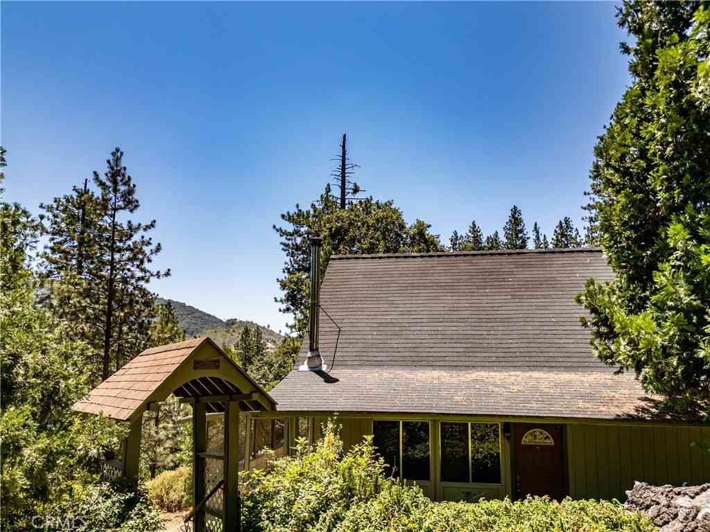 Homes For Sale - 5552 Harris Cut Off Road<br/> Mariposa, CA 95338