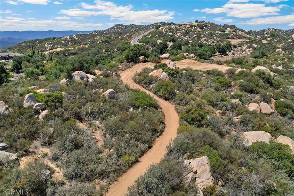 Vacant Land For Sale - 42125 Angels Peak Court<br/> Murrieta, CA 92562