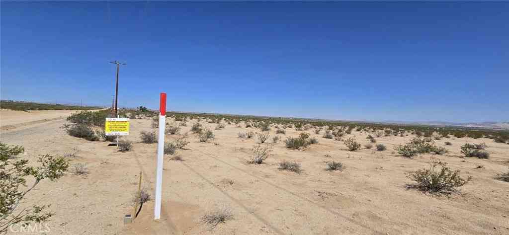 Vacant Land For Sale - 72300 Valle Vista Road<br/> 29 Palms, CA 92277