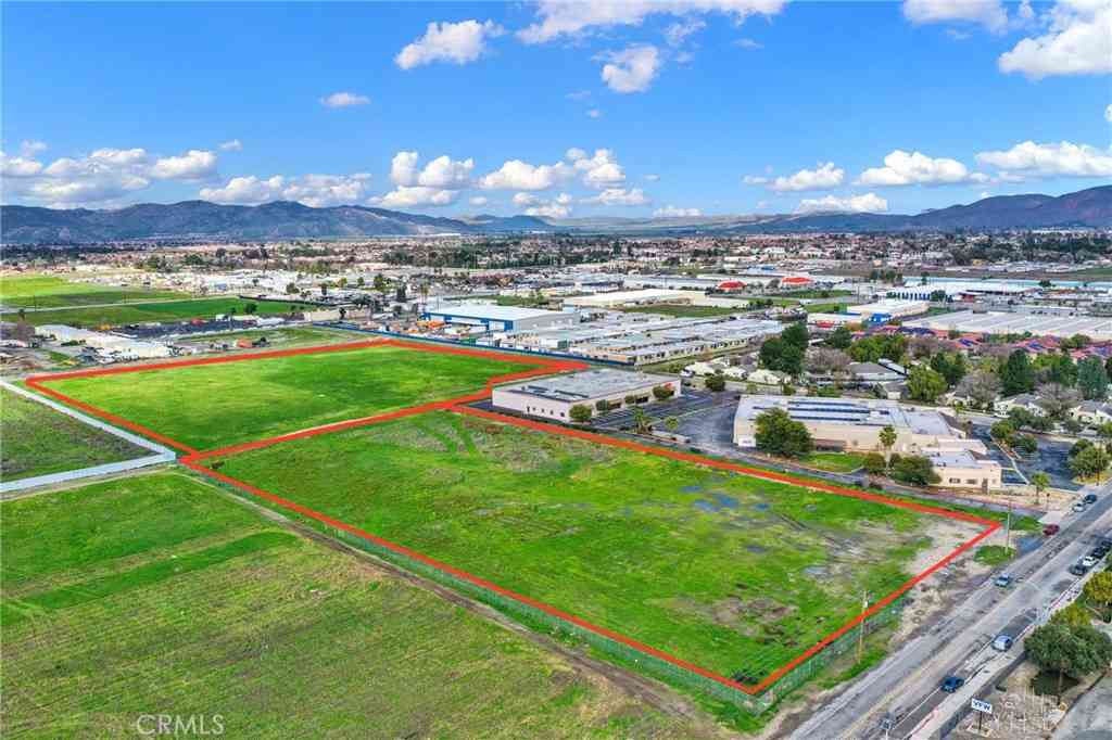 Vacant Land For Sale - M/l In Por Lot 20 Mb 008/050 Midway Ranch Tr<br/> Hemet, CA 92543