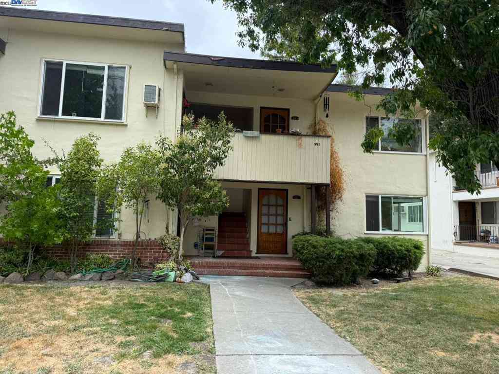 Homes For Rent - 987 Paulson<br/> Lafayette, CA 94549