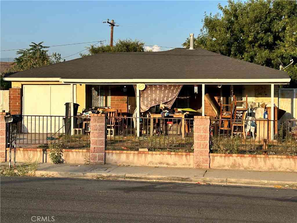 Homes For Sale - 3129 N California Street<br/> San Bernardino, CA 92407