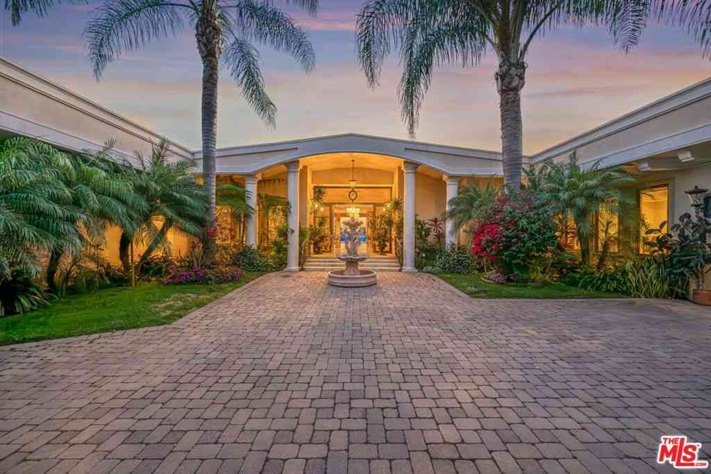 Homes For Rent - 1575 Alexis Place<br/> Beverly Hills, CA 90210