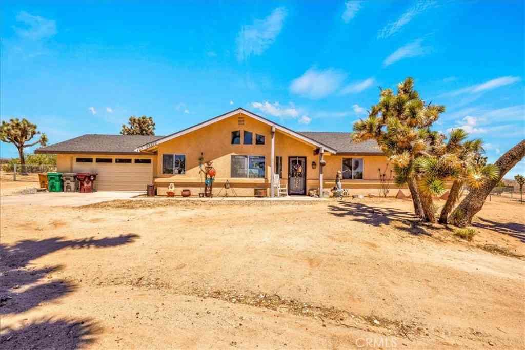Homes For Sale - 56810 Chipmunk Trail<br/> Yucca Valley, CA 92284