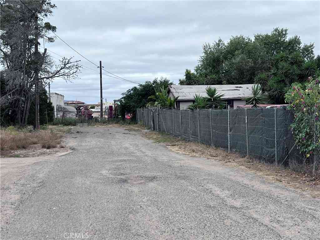 Multifamily For Sale - 413 West Street<br/> Santa Maria, CA 93458