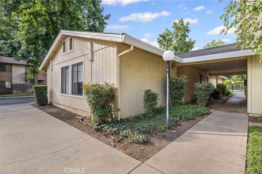 Homes For Sale - 1395 Nord Avenue<br/> Chico, CA 95926