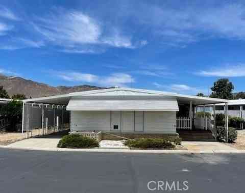 Mobile Home For Sale - 2230 Lake Park Drive #112<br/> San Jacinto, CA 92583