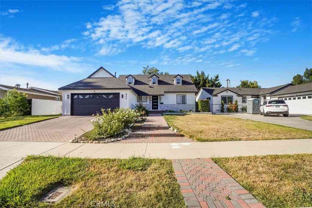 Homes For Sale - 22612 Kittridge Street<br/> West Hills, CA 91307
