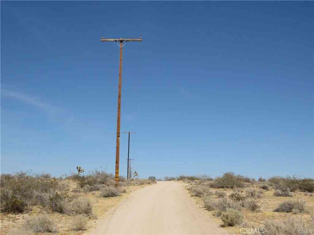 Vacant Land For Sale - 10933 Sierra Road<br/> Adelanto, CA 92301