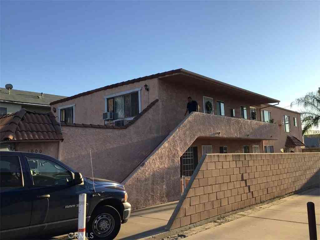 Condo For Sale - 1000 Glenoaks Boulevard<br/> San Fernando, CA 91340