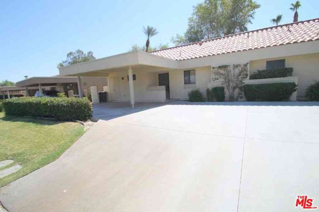 Condo For Rent - 40420 Bay Hill Way<br/> Palm Desert, CA 92211