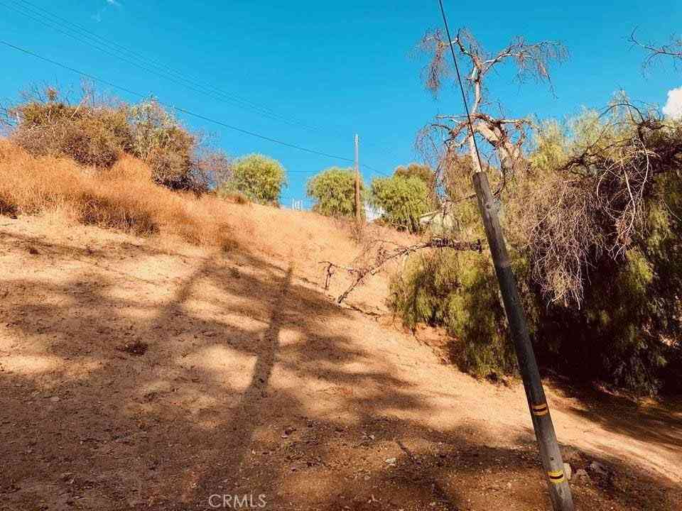 Vacant Land For Sale - 20927 Calimali Road<br/> Woodland Hills, CA 91364