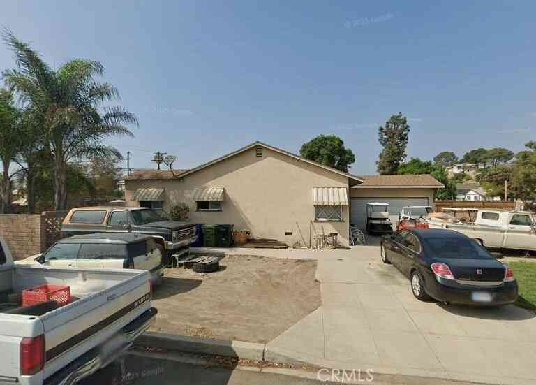 Homes For Sale - 9953 Stonehurst Avenue<br/> Sun Valley, CA 91352