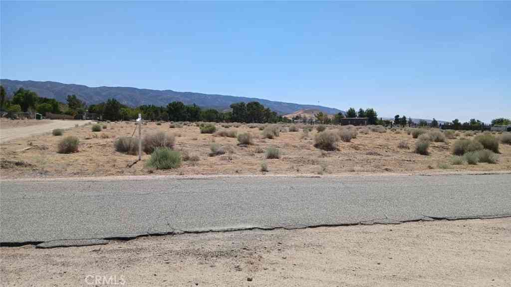 Vacant Land For Sale - 25606 La Petite Avenue<br/> Lancaster, CA 93536