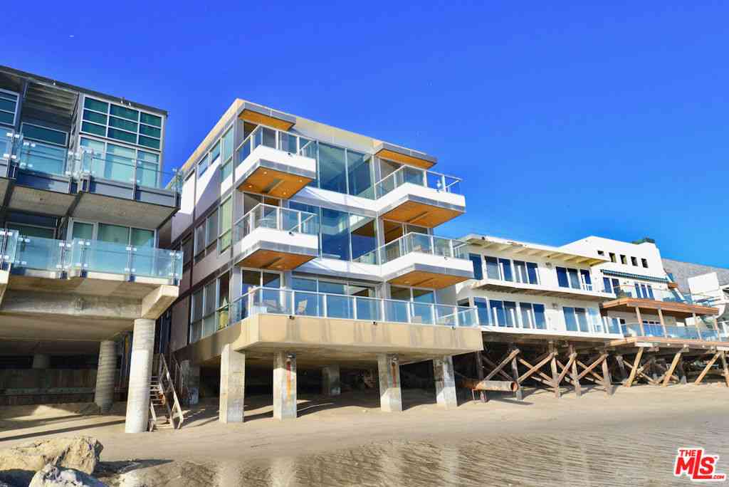 Homes For Rent - 24826 Malibu Road<br/> Malibu, CA 90265