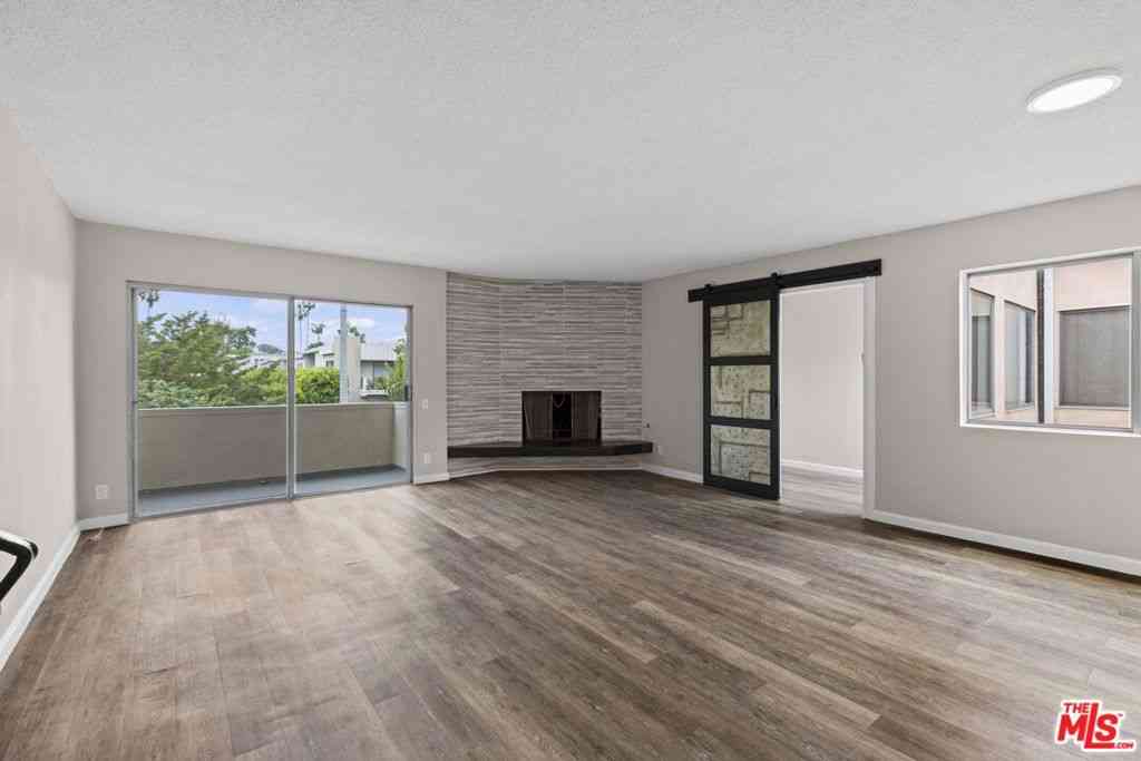 Condo For Rent - 1538 Stanford Street #8<br/> Santa Monica, CA 90404