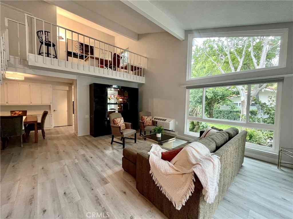 Condo For Rent - 2057 Via Mariposa E #B<br/> Laguna Woods, CA 92637