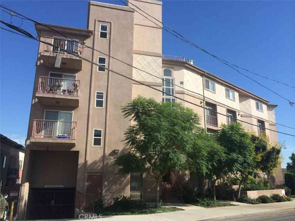 Condo For Rent - 700 N Hill Place #102<br/> Los Angeles, CA 90012