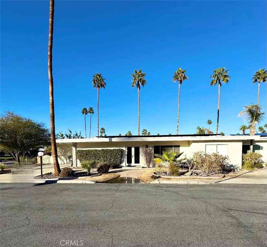 Condo For Rent - 73590 Golf Course Lane #A<br/> Palm Desert, CA 92260