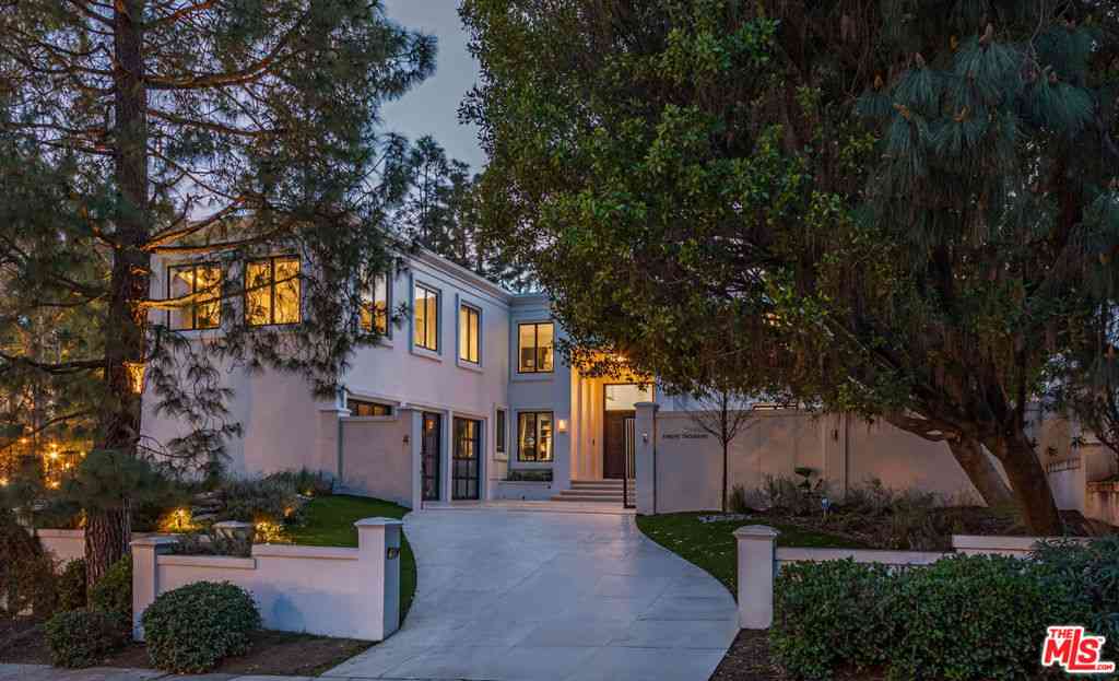 Homes For Sale - 12000 Crest Court<br/> Beverly Hills, CA 90210