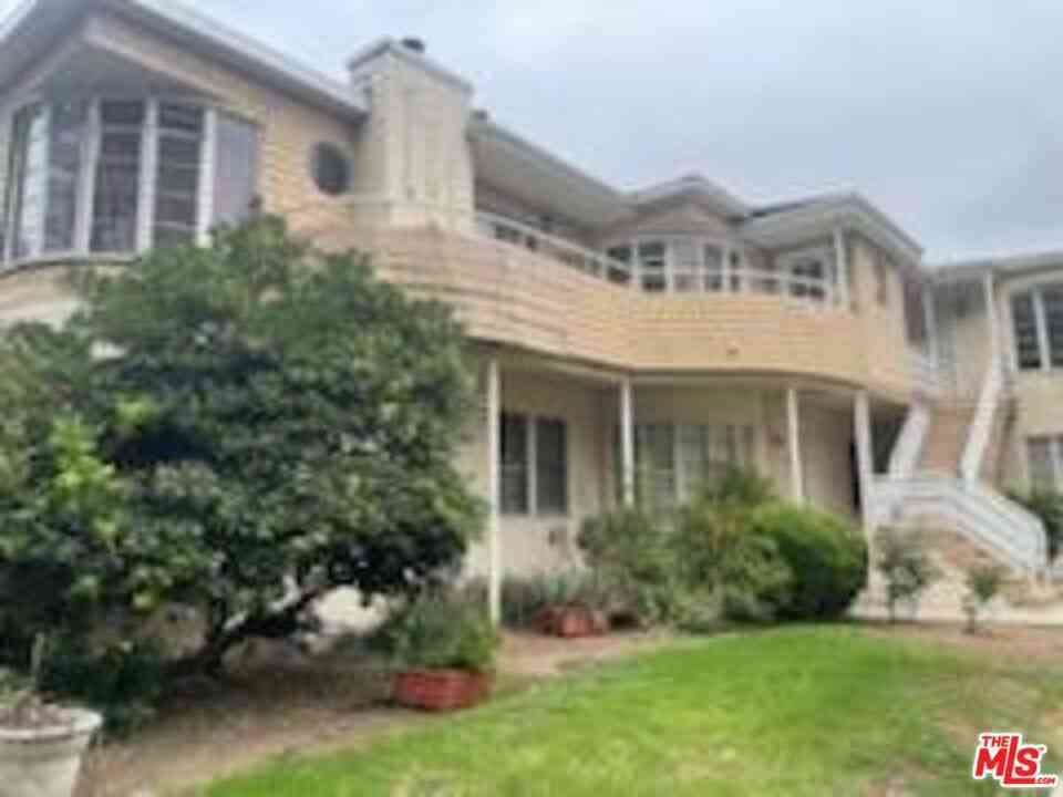 Homes For Sale - 3757 Los Feliz Boulevard<br/> Los Angeles, CA 90027