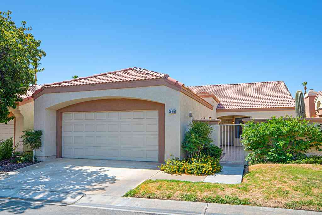 Condo For Rent - 76915 Scimitar Way<br/> Palm Desert, CA 92211