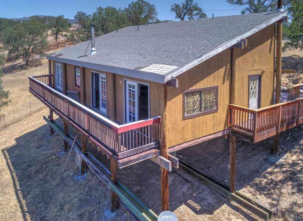 Homes For Sale - 2399 Indian Hill Road<br/> Lake County, Clearlake Oaks, CA 95423