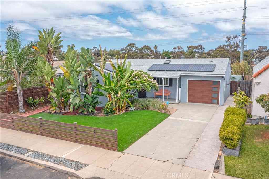 Homes For Sale - 3421 Vancouver Avenue<br/> San Diego, CA 92104