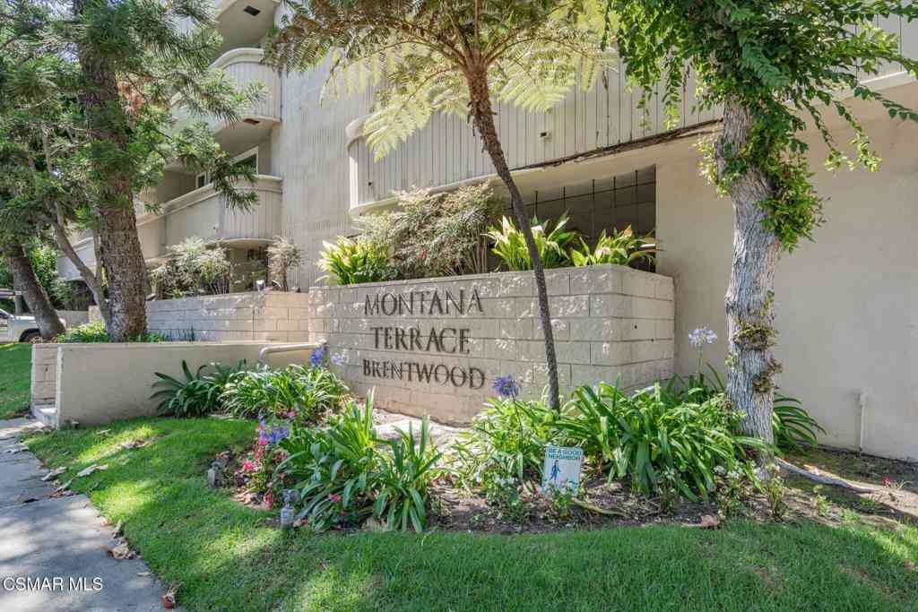 Condo For Sale - 11645 Montana Avenue #318<br/> Los Angeles, CA 90049