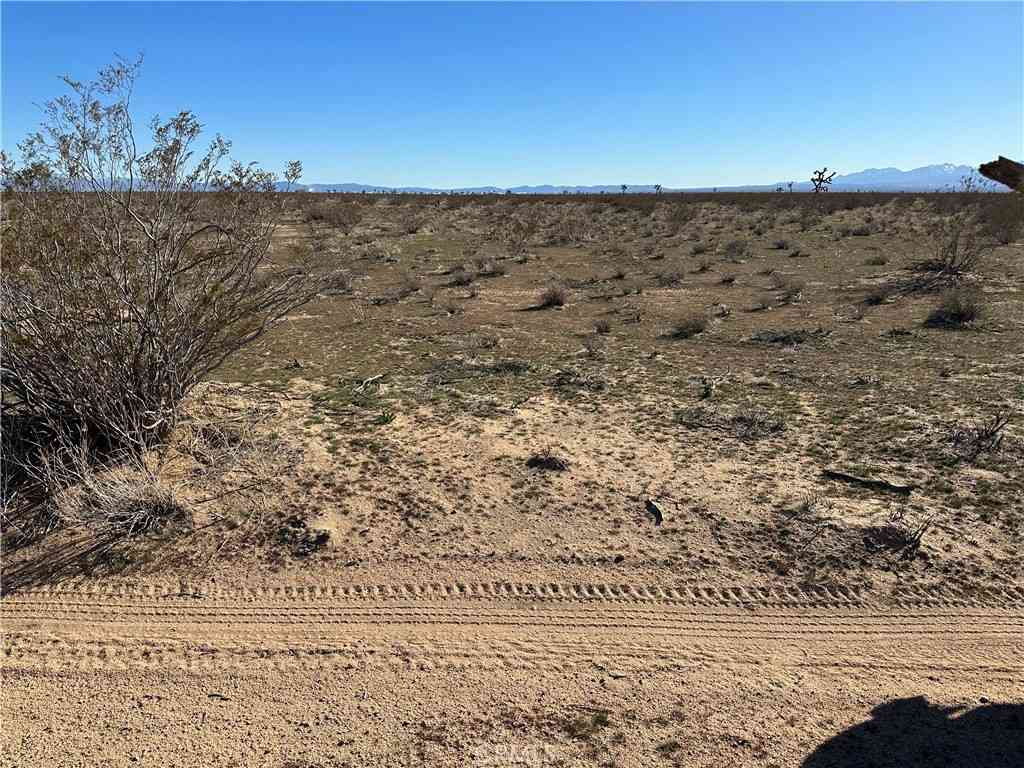 Vacant Land For Sale - 2 Wilson Ranch Road<br/> Adelanto, CA 92301