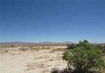 Vacant Land For Sale - 0452-062-33-0000<br/> Lucerne Valley, CA 92356