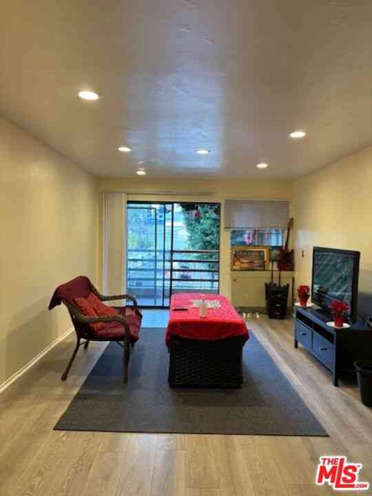 Homes For Rent - 1119 Albany Street #241<br/> Los Angeles, CA 90015