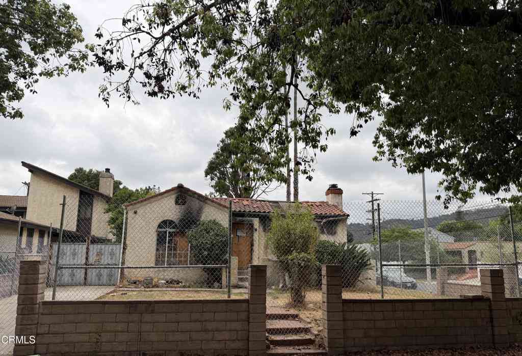 Homes For Sale - 3722 Dover Street<br/> Los Angeles, CA 90039