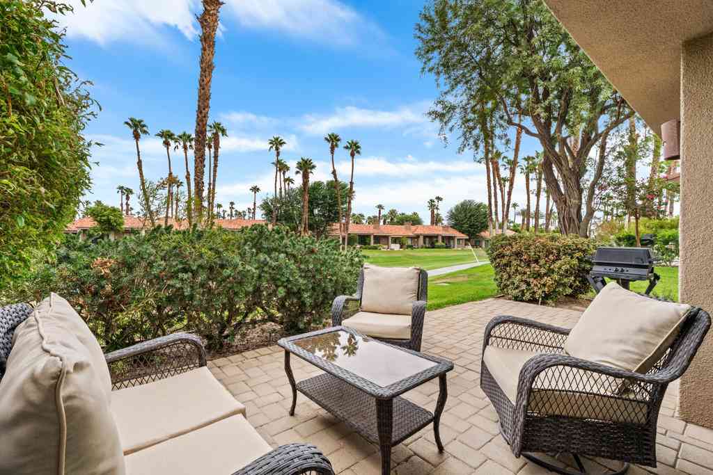Condo For Sale - 76702 Daffodil Drive<br/> Palm Desert, CA 92211