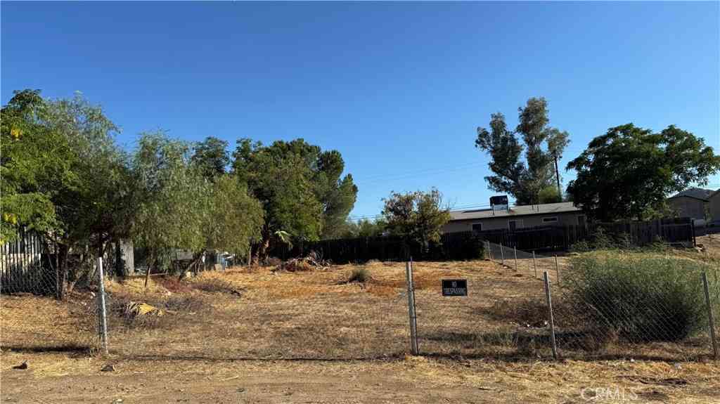 Vacant Land For Sale - La Bertha<br/> Canyon Lake, CA 92587