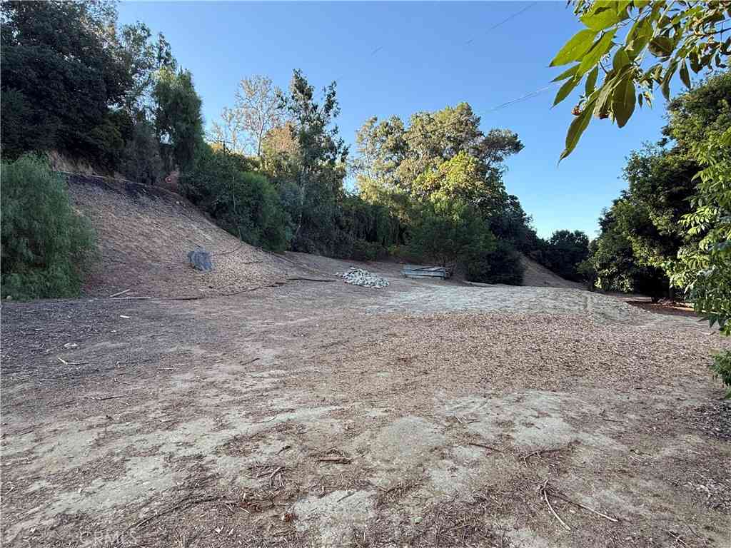 Vacant Land For Sale - 2240 Valle Drive<br/> La Habra Heights, CA 90631