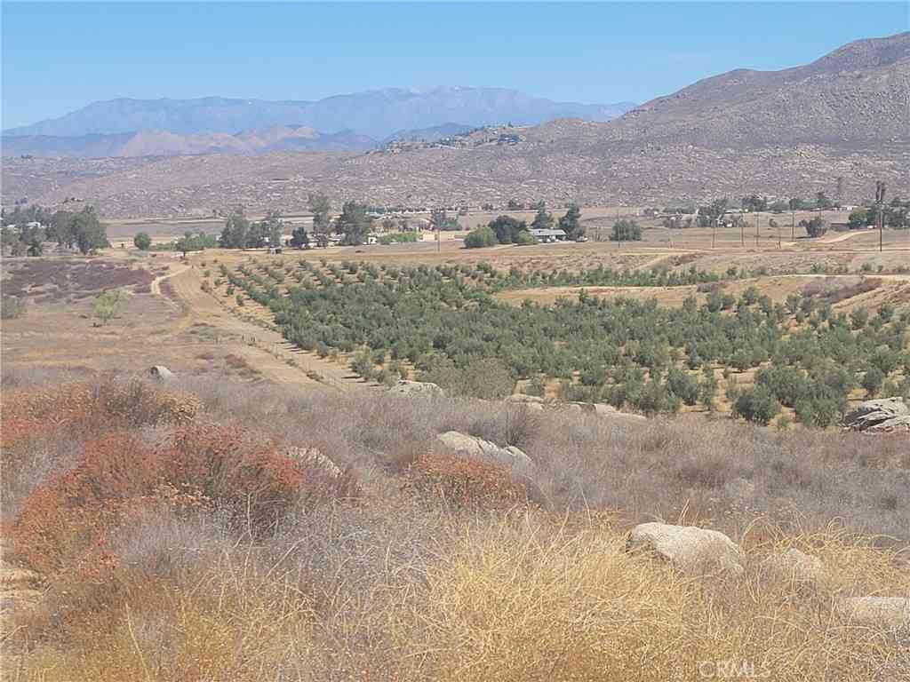 Vacant Land For Sale - Santa Fe<br/> Hemet, CA 92544