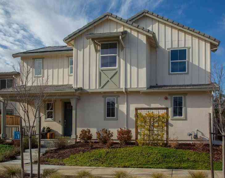 Homes For Sale - 2429 Artisan Way<br/> Solano County, Fairfield, CA 94533