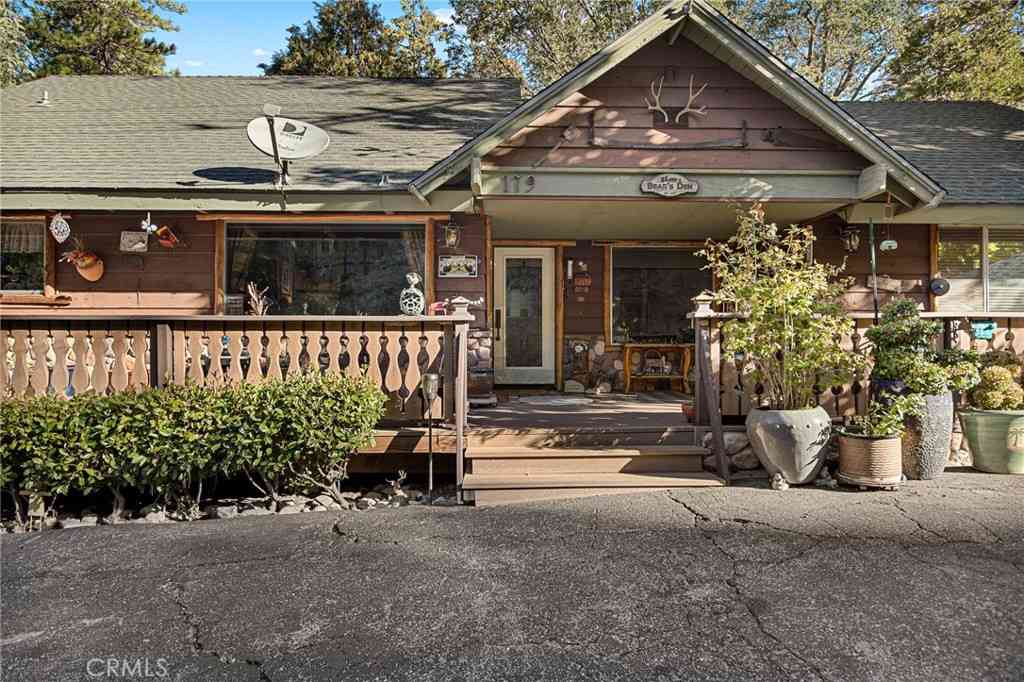Homes For Sale - 179 Golf Course Rd<br/> Lake Arrowhead, CA 92352