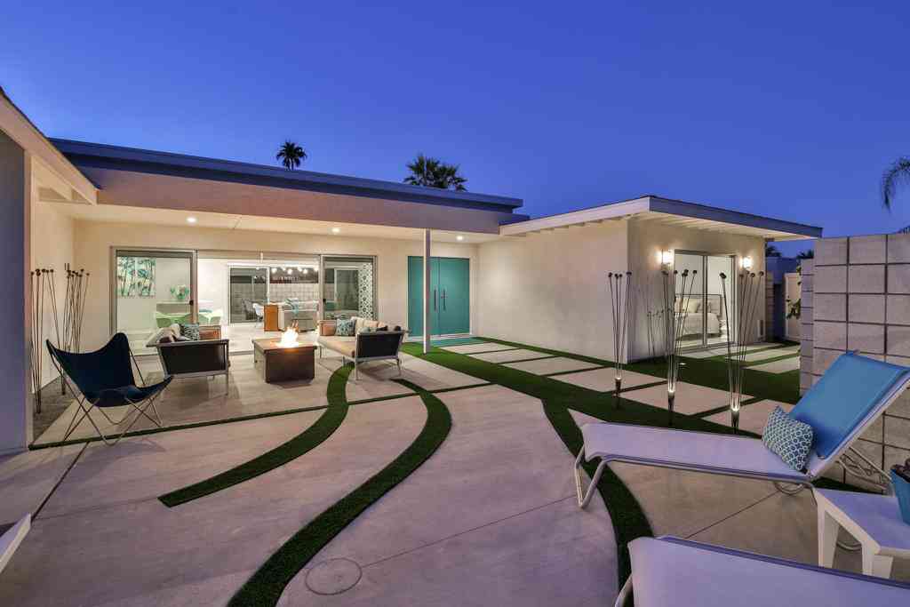 Condo For Rent - 47956 Silver Spur Trail<br/> Palm Desert, CA 92260