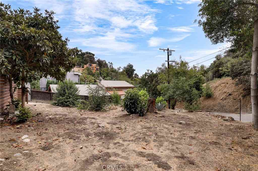 Vacant Land For Sale - 430 Wren Drive<br/> Los Angeles, CA 90065