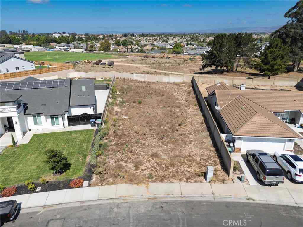 Vacant Land For Sale - 827 Firefox Drive<br/> Santa Maria, CA 93455
