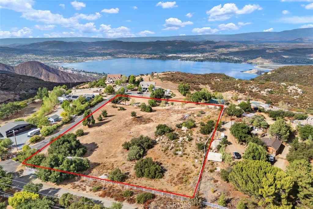 Vacant Land For Sale - 2 S. Main Divide<br/> Lake Elsinore, CA 92530