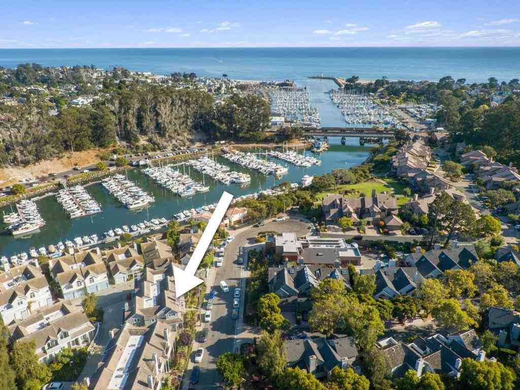 Townhouse For Sale - 152 Frederick Street<br/> Santa Cruz, CA 95062
